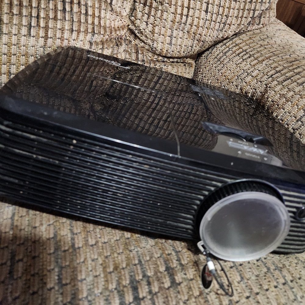 Optoma HD142X VDHDNT Full HD 1080P 3,000 Lumens DLP Projector